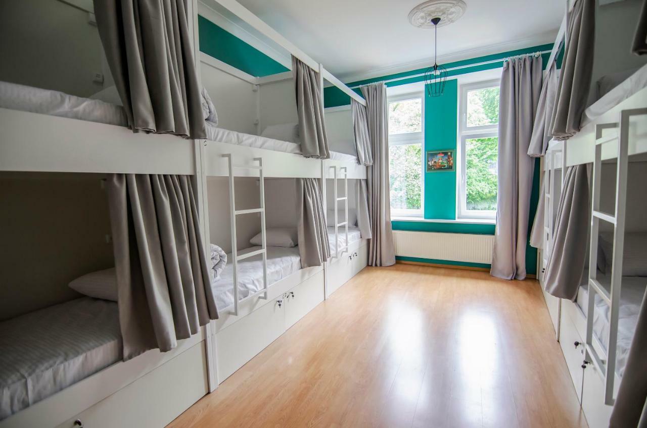 Friends Hostel Lviv Rustaveli Str Zewnętrze zdjęcie